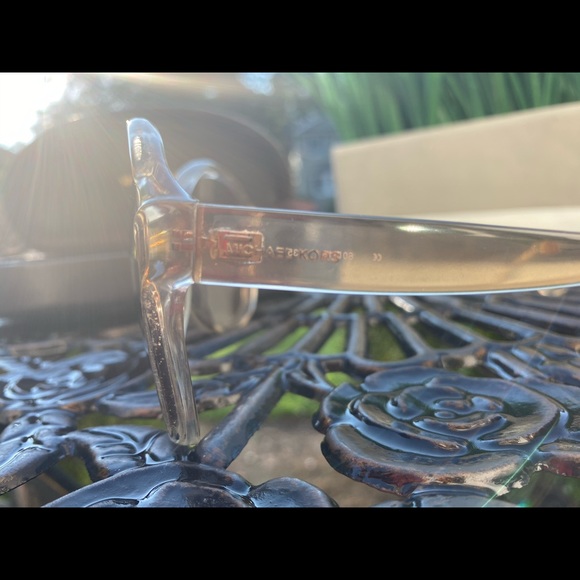 DISCONTINUED MICHAEL KORS SUNGLASSES - Picture 5 of 6